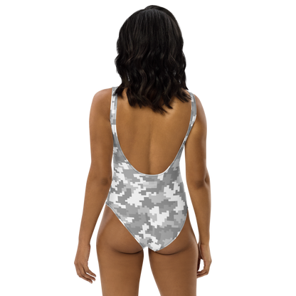 2Bdiscontinued. women's one-piece swimsuit grycamo